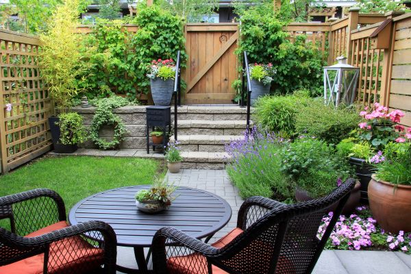 Small Yard Landscaping in Bend