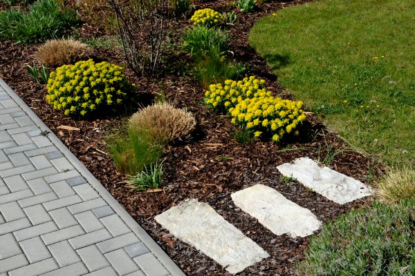 Garden Mulch Installation in Bend
